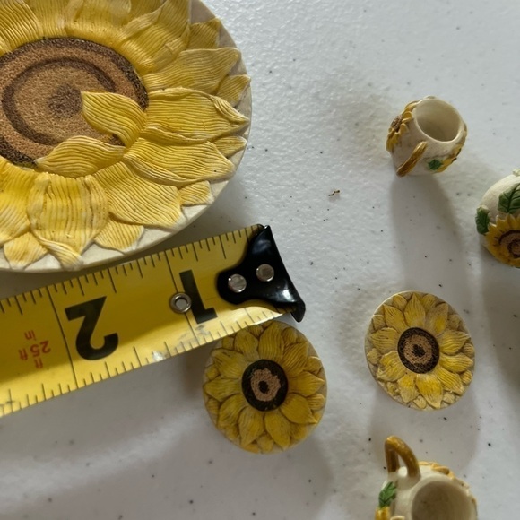 mini sunflower teapot Set Ceramic Collectible Yellow Green - Picture 4 of 5